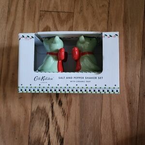 Cath Kidston Green Christmas Bears Salt & Pepper Shakers Set in Ceramic Tray NEW